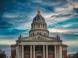 Sete Estratégias Práticas para a Ação de Igrejas Diante de Tragédias